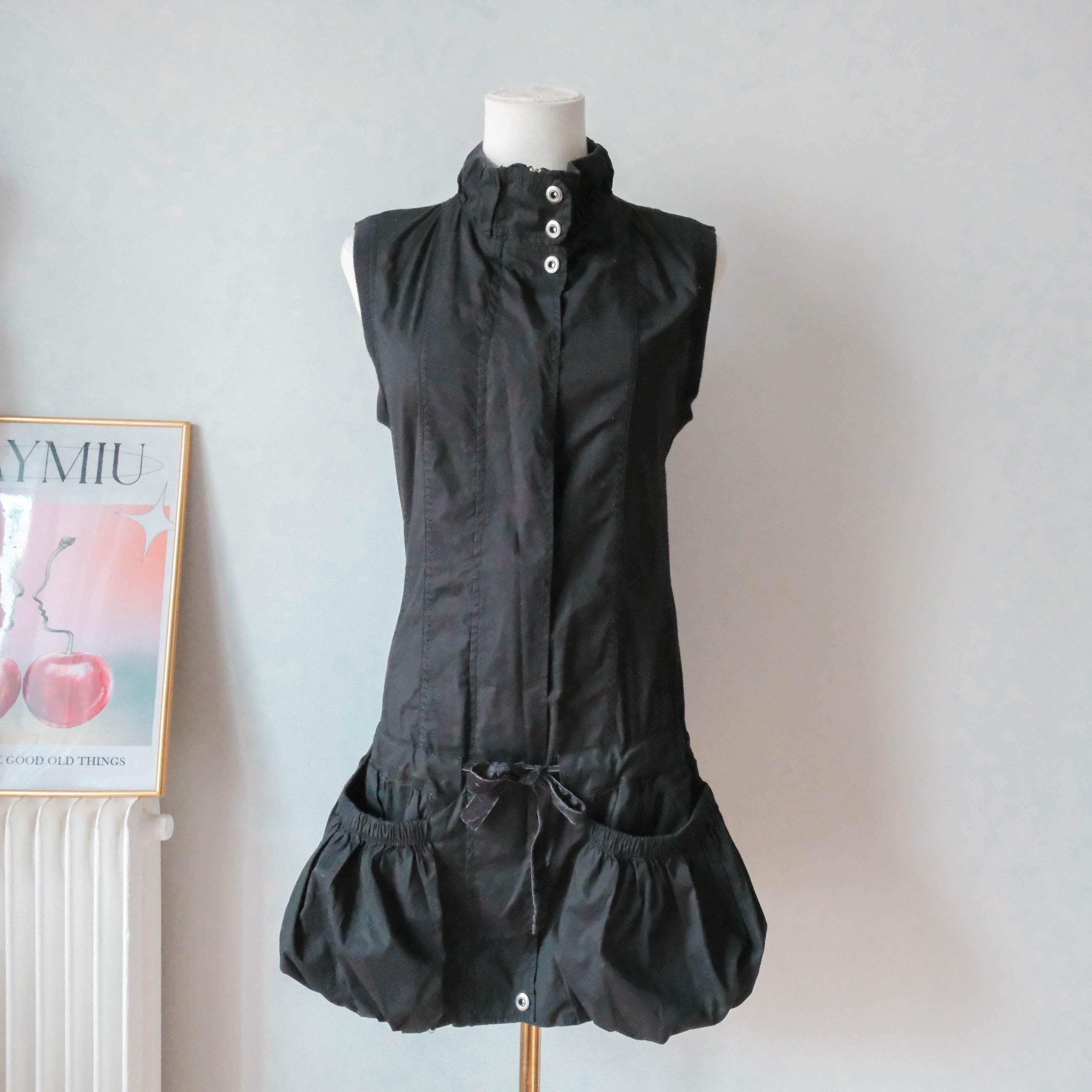 Vintage French Bubble Mini Dress with Cut out back Gorpcore