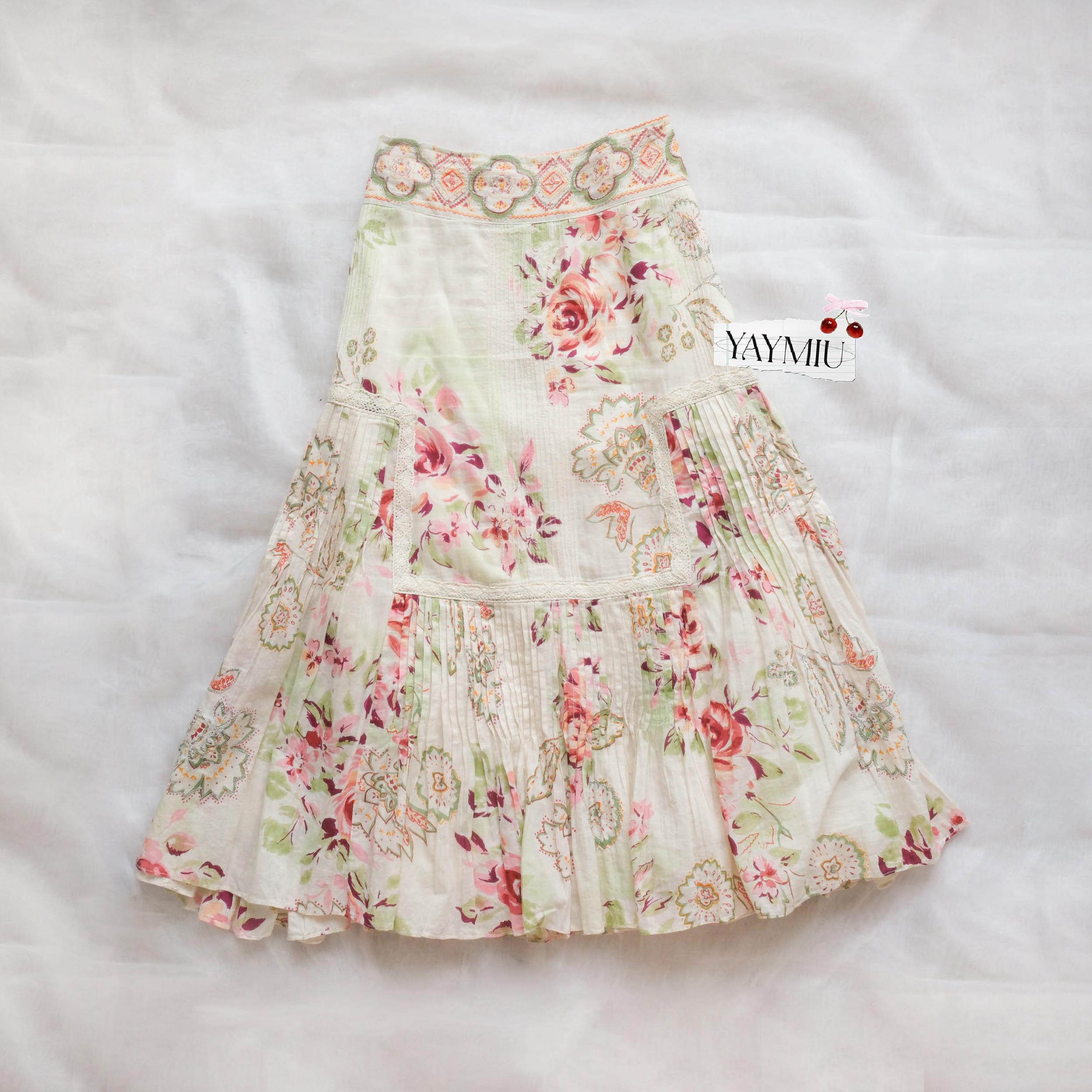 DERHY Beautiful Vintage Cottage Fairy Floral Embellisment Midi Skirt