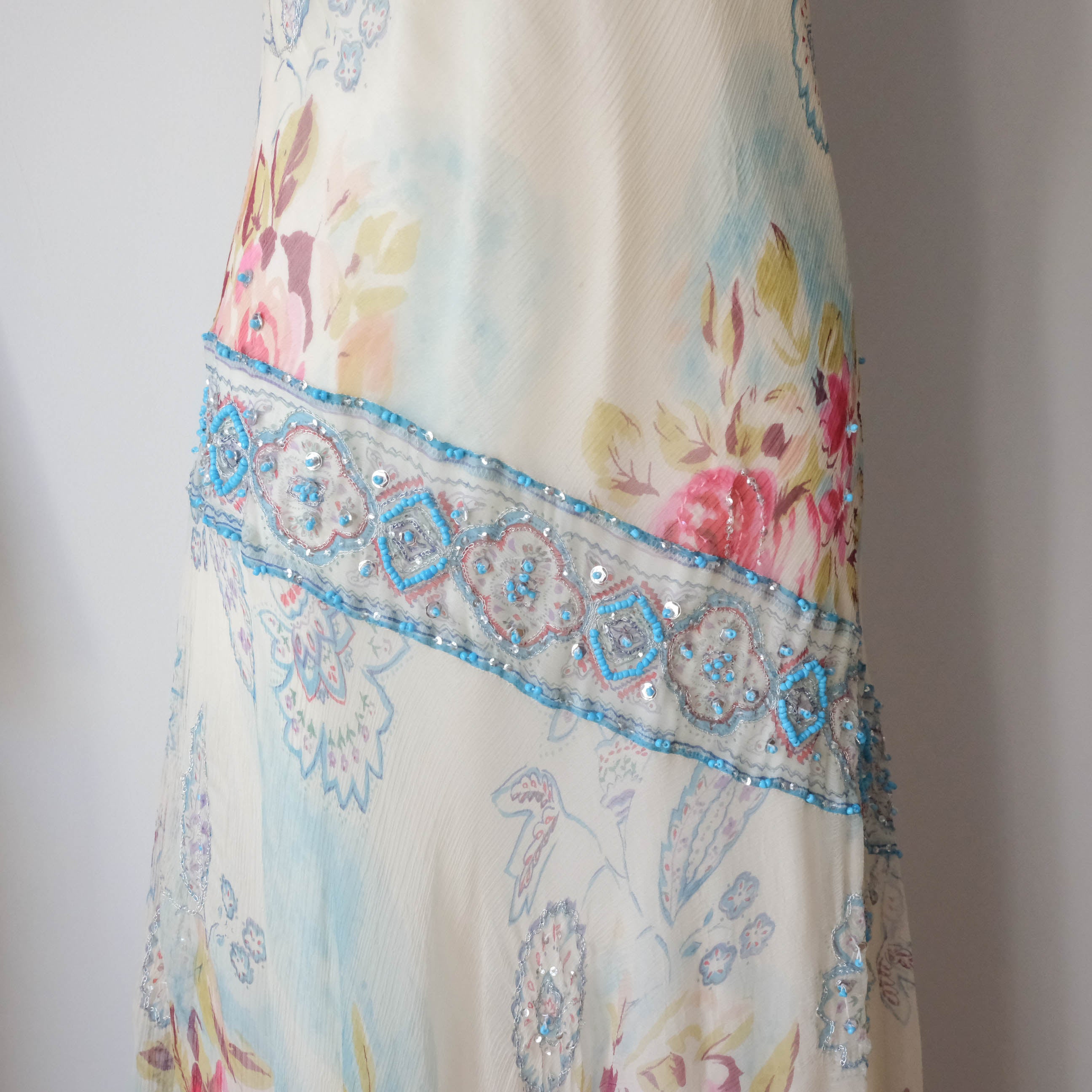 DERHY Vintage Beautiful Cottage Fairy Floral Embellisment Midi Dress