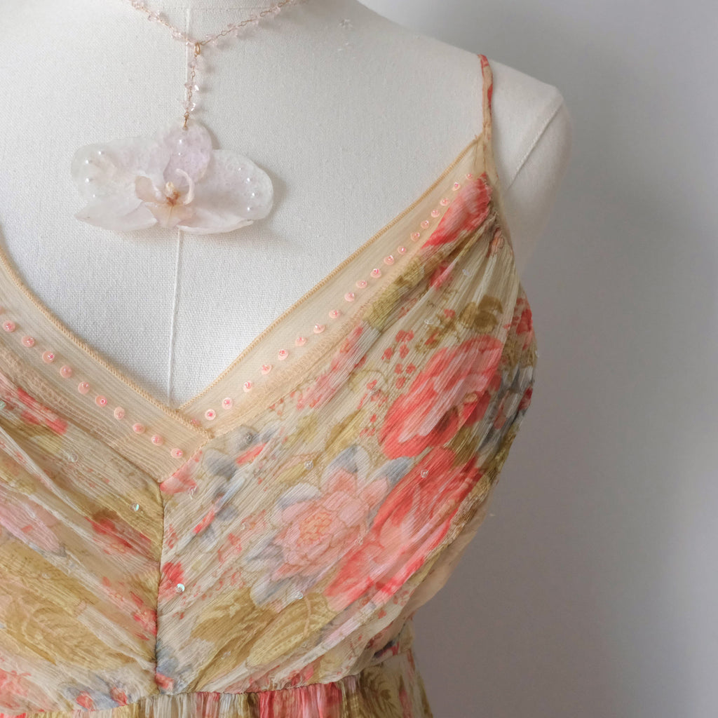 DERHY Vintage Beautiful Cottage Fairy Floral Embellisment Midi Dress