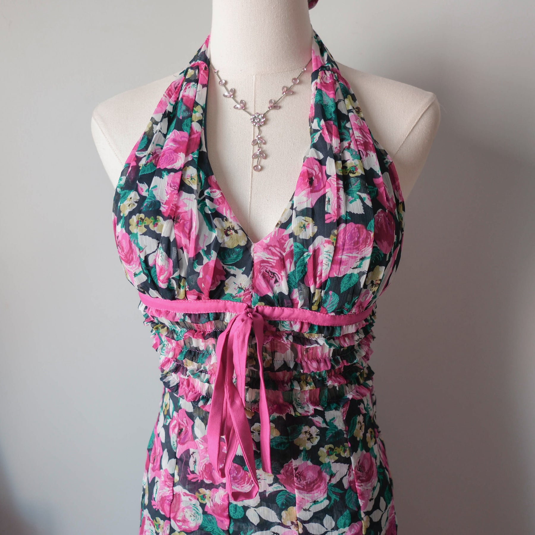 Vintage Romantic Halter Ruffled Floral Dress