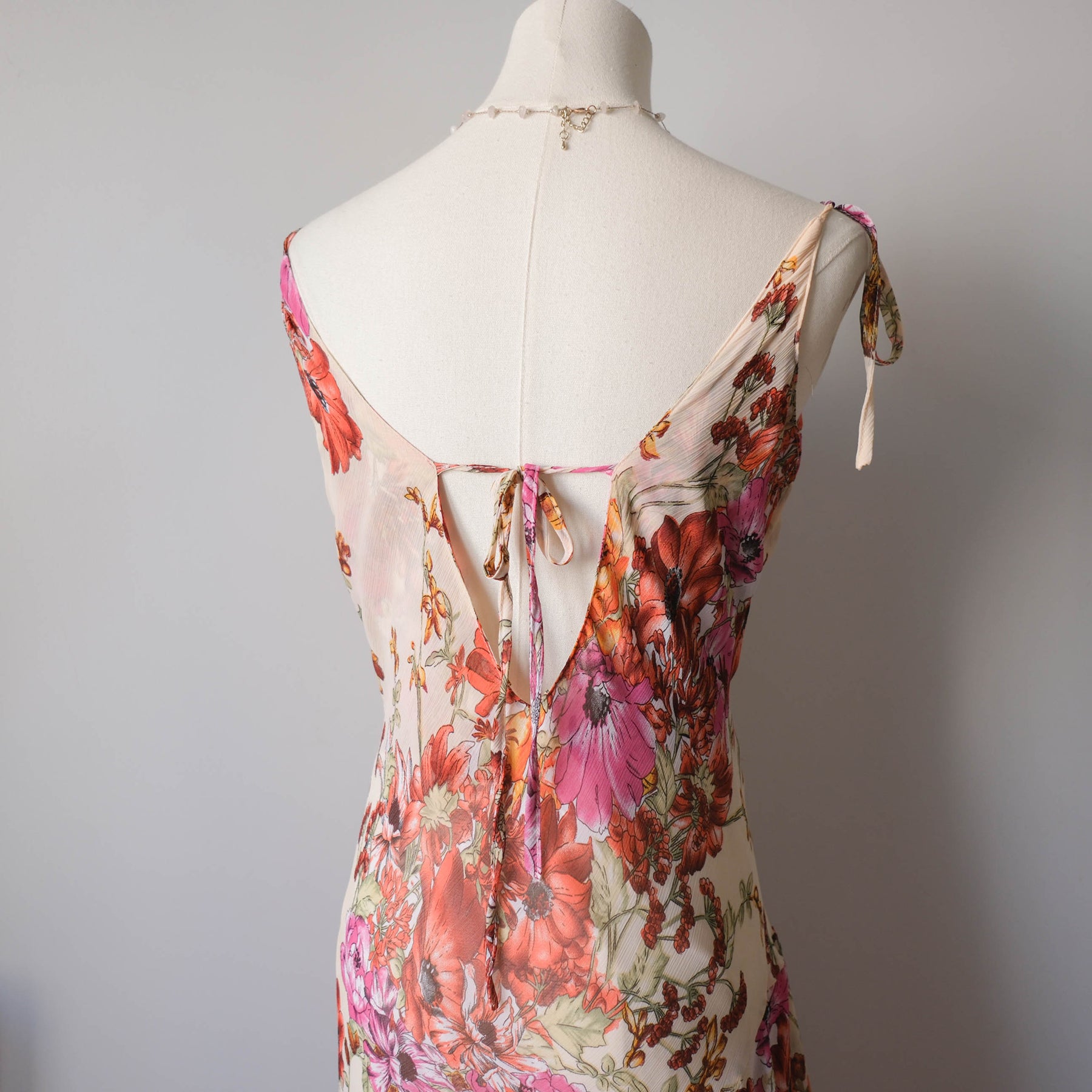 Vintage Summery Floral Cowl Neck Dress
