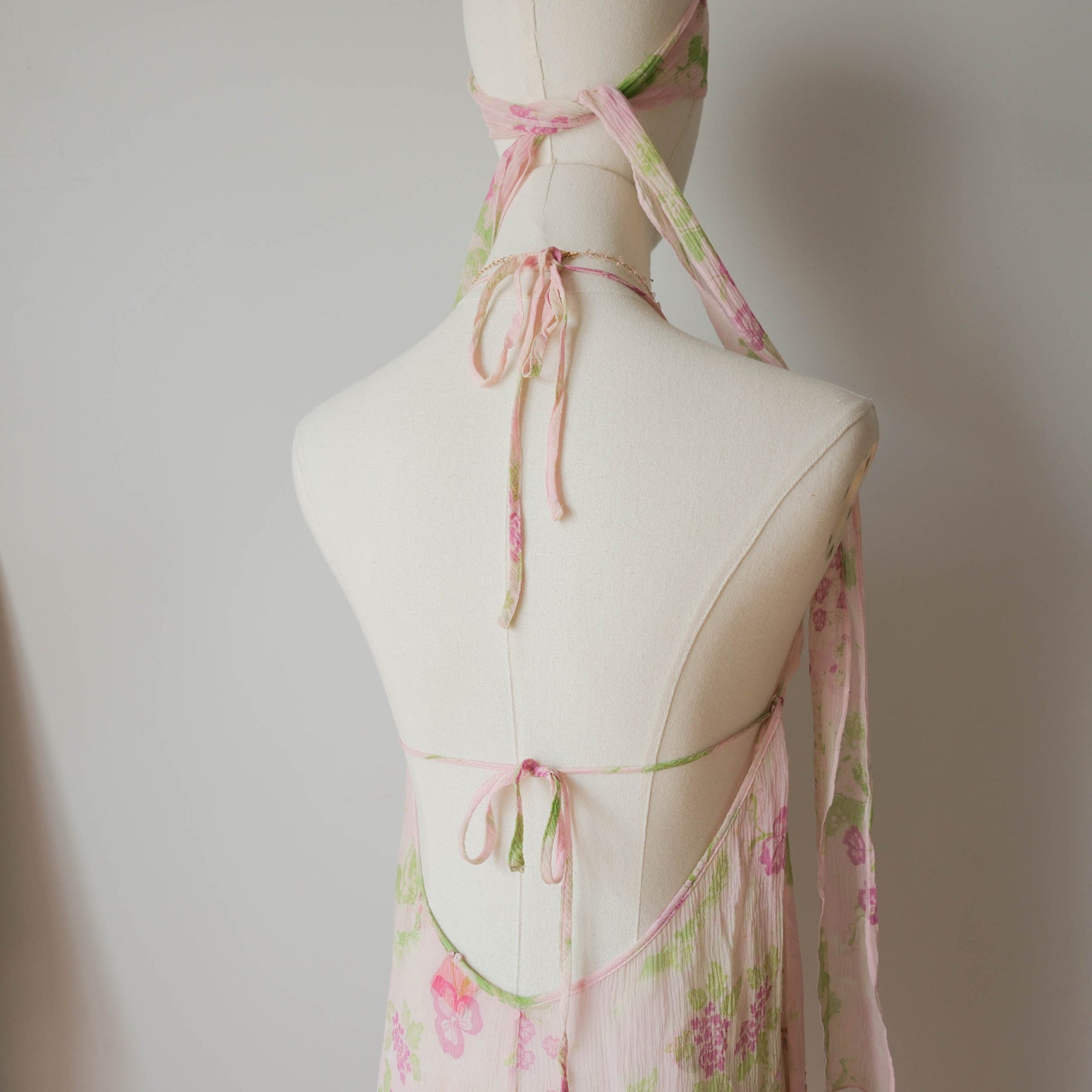 TRIUMPH Vintage Sequins Sheer Backless Maxi Dress