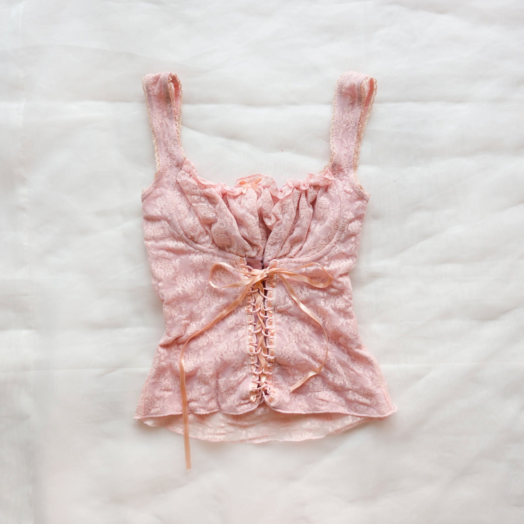 3 SUISSES Vintage Delicate Bustier Lace Top